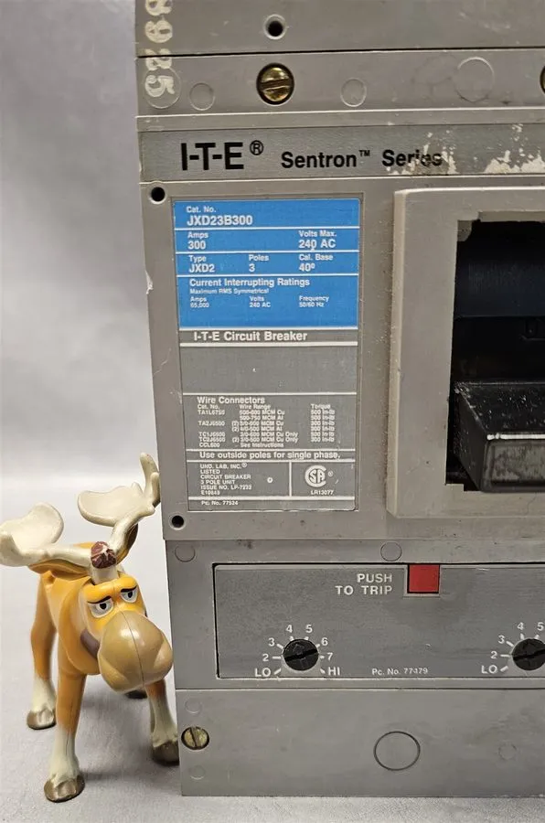Автоматический выключатель Siemens Sentron Series JXD23B300 300A 3-Phase 3-Pole