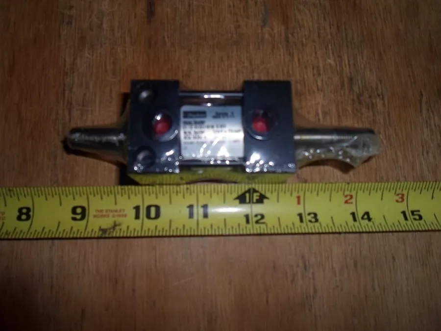 Пневмооборудование PARKER S SERIES 01.12 KUSU1616 0.500 PNEUMATIC CYLINDER (NEW 