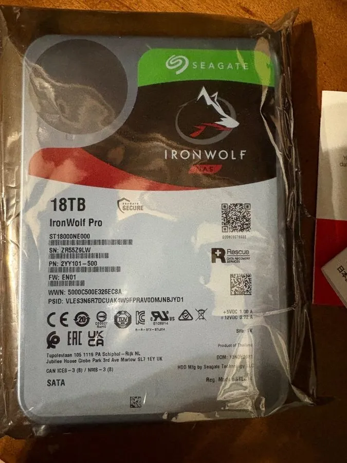 Жёсткий диск Seagate IronWolf Pro 18TB NAS HDD ST18000NE000 7200RPM SATA 3.5”