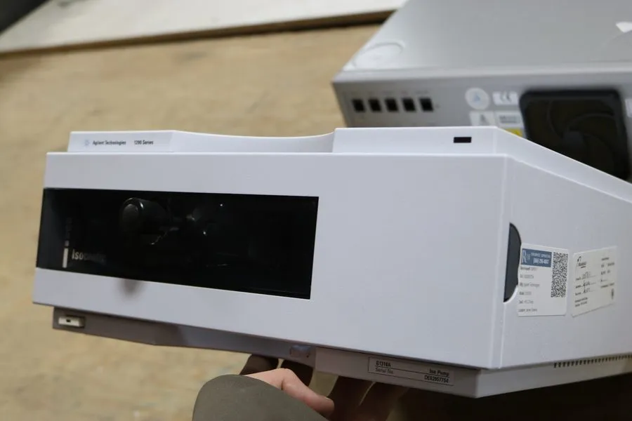 Хроматограф Agilent 1100 series G1310A Iso Pump HPLC LC G1310 IsoPump