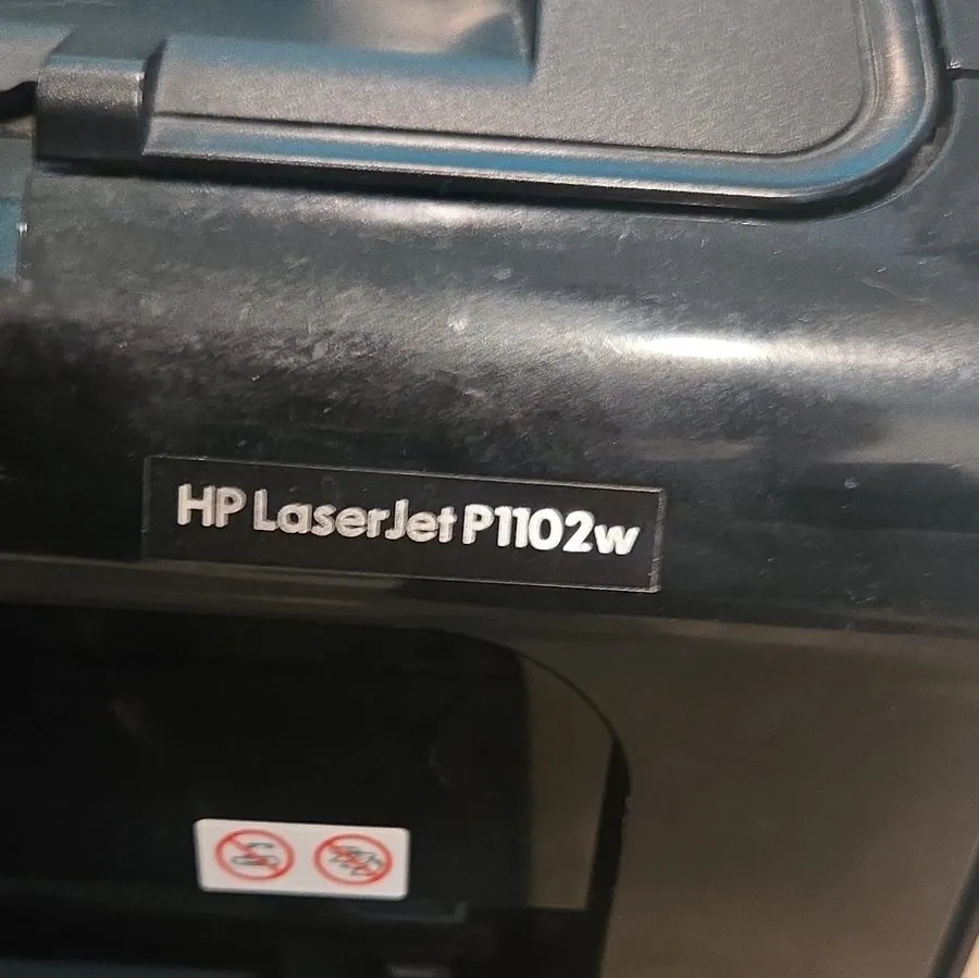 Лазерный принтер HP LaserJet Pro P1102w Wireless Monochrome Laser Printer Page c