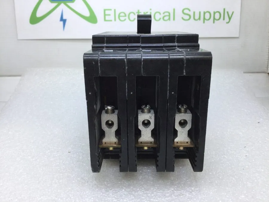 Автоматический выключатель Square D EDB34030 Circuit Breaker 30A 3-Pole 480V AC 