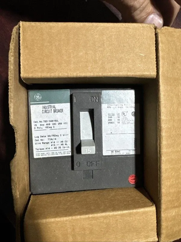 Автоматический выключатель GE TED134015WL 15A 3-Pole 480V AC E-Frame Circuit Bre