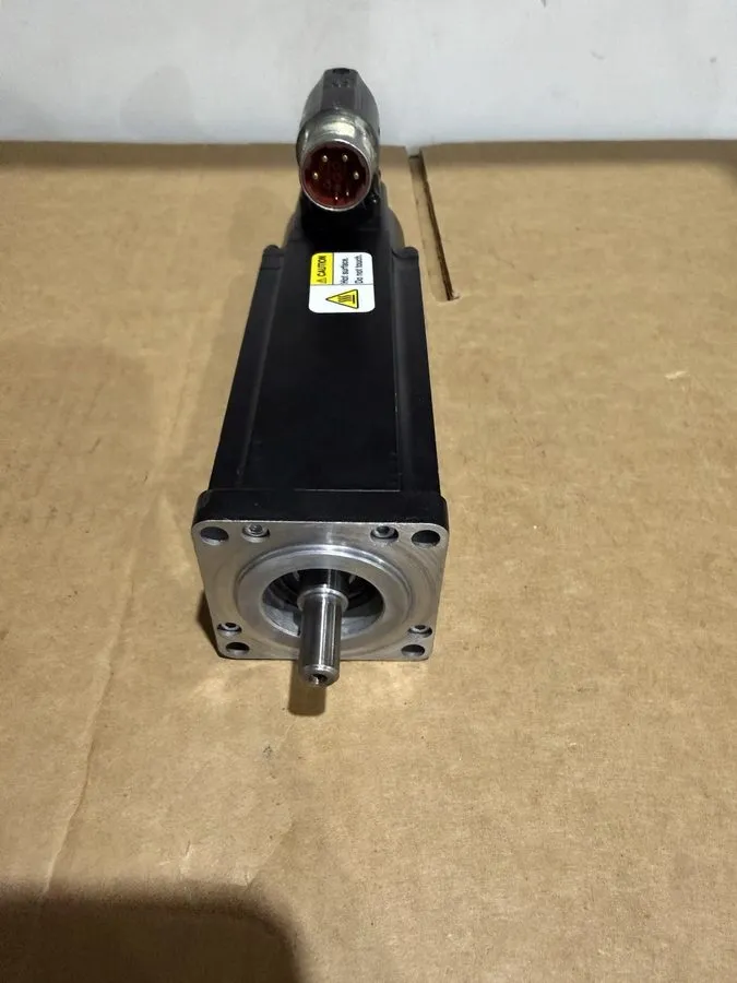 Серводвигатель ALLEN BRADLEY VPL-B0633M-PK12AS Servo Motor