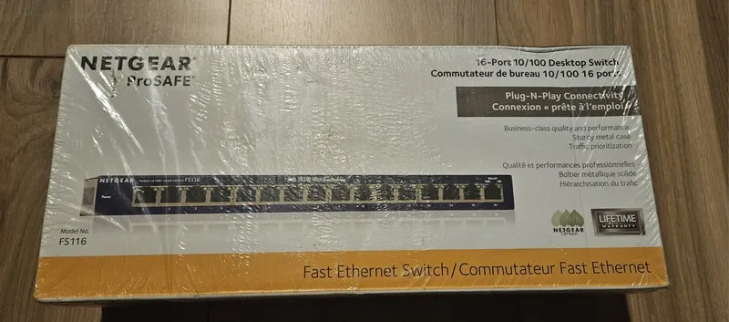 Коммутатор Netgear Prosafe 16port 10/100 Desktop Switch Fs116 & Ac Adapter