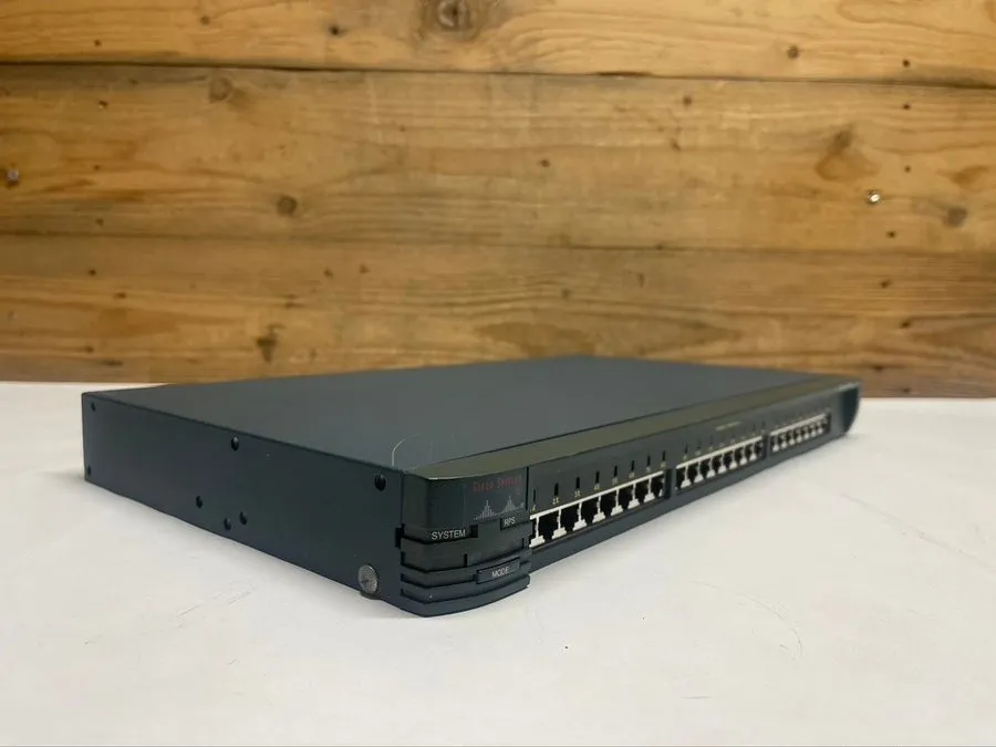Коммутатор Cisco WS-C2924-XL-EN Catalyst 2900 XL 24-Port 10/100 Ethernet Switch