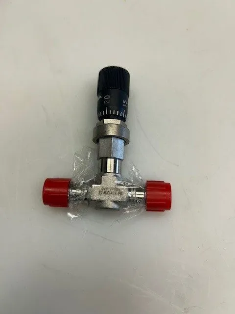 Клапан SWAGELOK SS-4MG-VCR MEDIUM FLOW METERING VALVE 0004671472