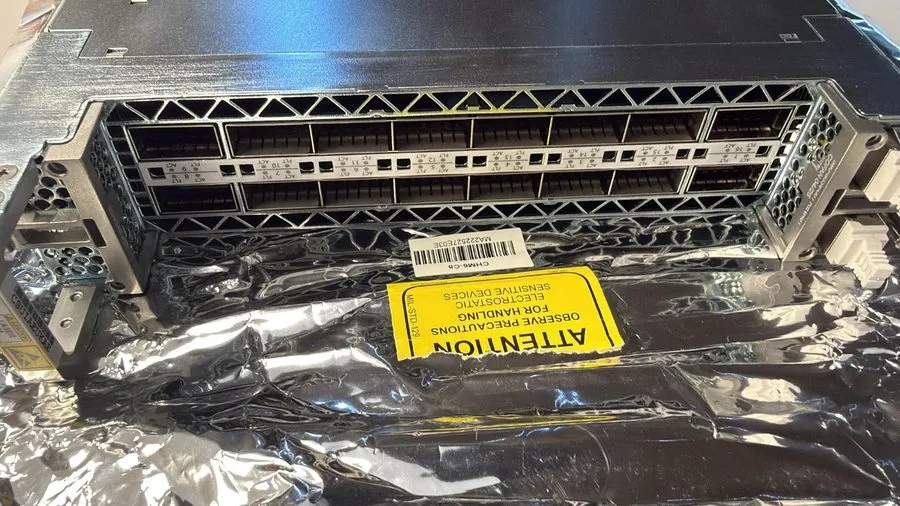 Маршрутизатор Open Infinera CHM6-C8 Coherent Optical Router Module — фото лота 1