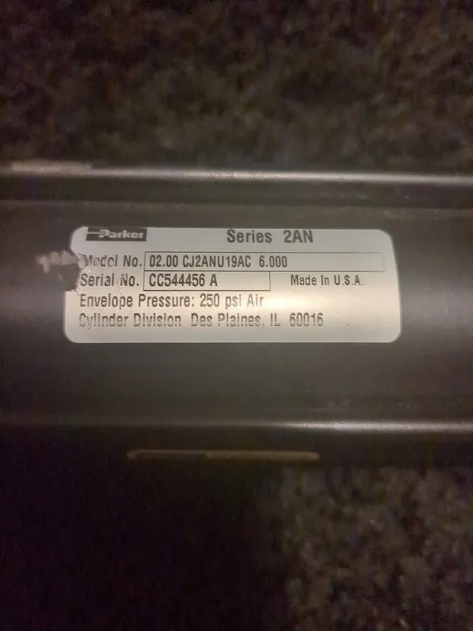Пневмоцилиндр Parker Pneumatic Cylinder Series 2AN Model 01.50 CJ2ANU19AC 7.00 2 — фото лота 2