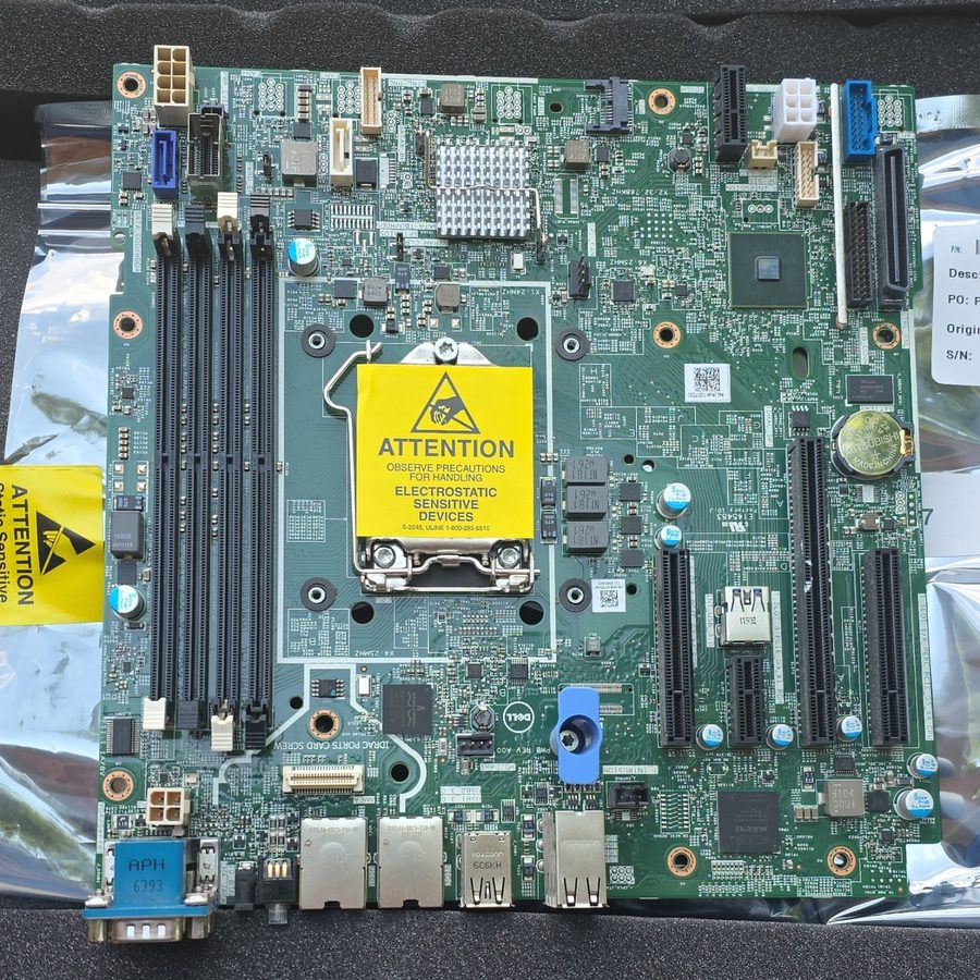 Материнская плата Dell FGCC7 Poweredge T130 T330 V2 System Board w I/O Shield