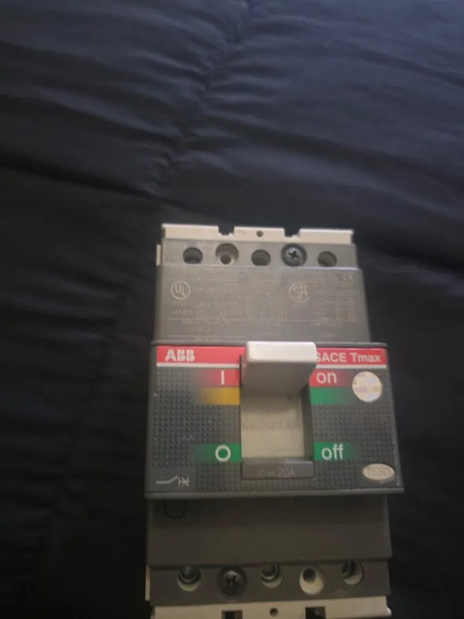 Автоматический выключатель SQUARE D THERMAL MAGNETIC CIRCUIT BREAKER FAL34020 20 — фото лота 1
