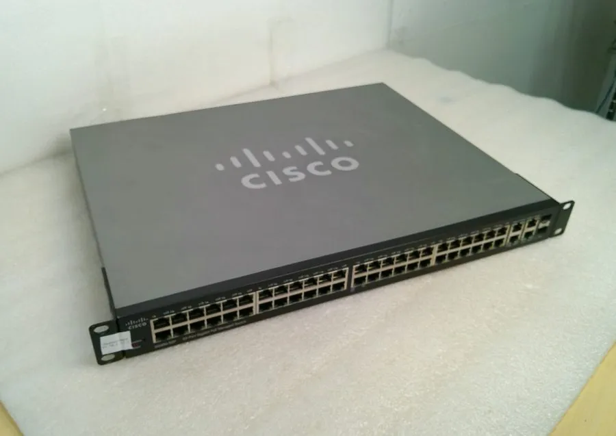 Коммутатор Cisco SG300-52P-K9 V04/V3 52-Port Gigabit Managed Switch