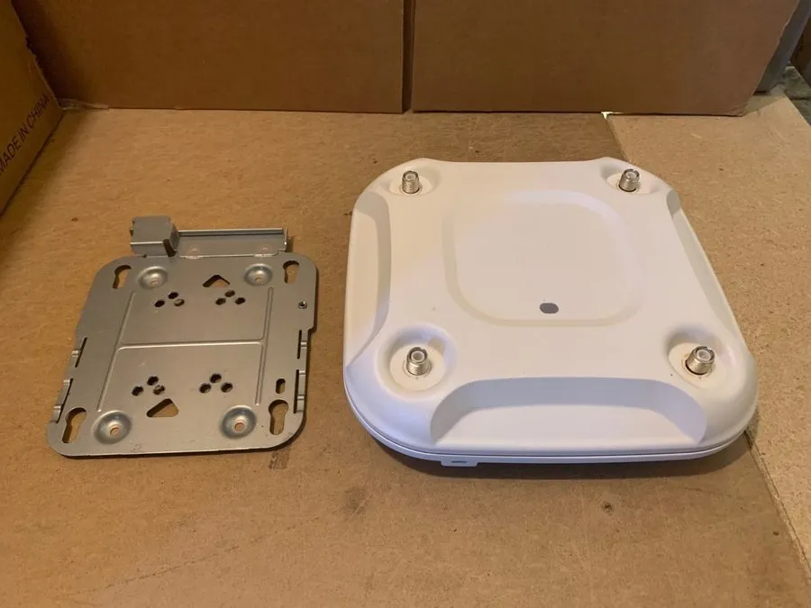 Точка доступа Wi-Fi CISCO AIR-CAP3702E-A-K9 AIRONET 802.11AC DUAL BAND WIRELESS 