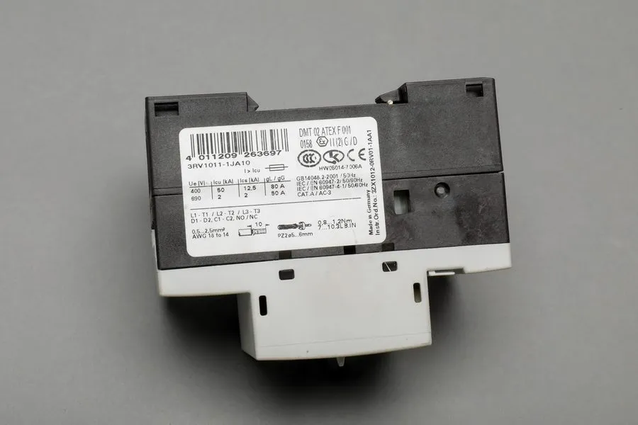 Автоматический выключатель SIEMENS 3RV1011-1JA10 Motor Protection Circuit Breake