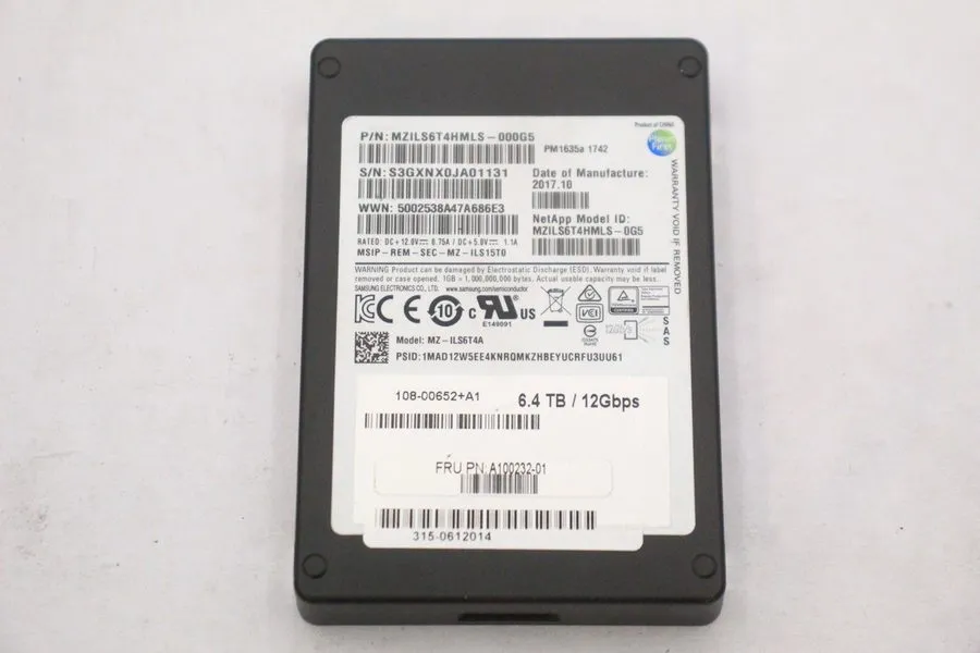 SSD-накопитель Samsung PM1635a 6.4TB SSD 2.5" SAS 12Gbps SSD MZ-ILS6T4A MZILS6T4