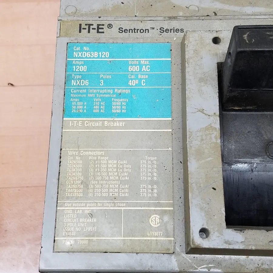 Автоматический выключатель SIEMENS SENTRON SERIES 1200A CIRCUIT BREAKER 3 POLE 6