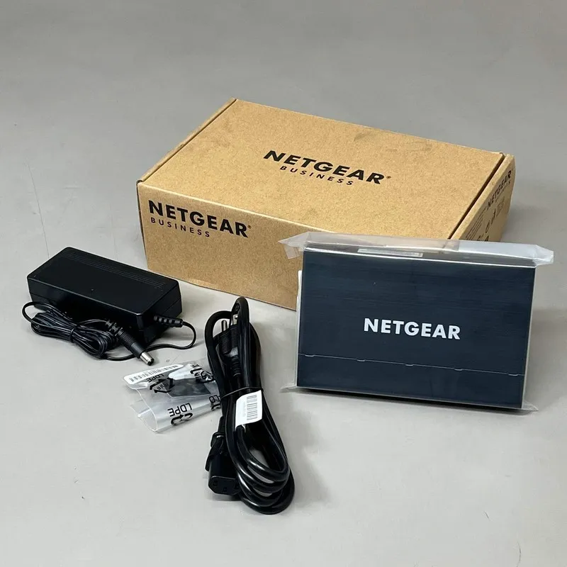 Коммутатор NETGEAR GS308EP-100NAS 8-Port PoE Gigabit Ethernet Plus Switch