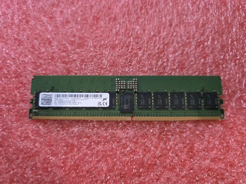 Модуль памяти Micron 32GB DDR5 ECC RDIMM PC5-4800B 1Rx4 Server RAM