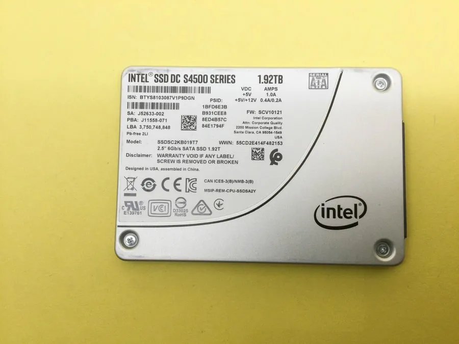 SSD-накопитель Intel DC S4500 Series 1.92TB 6Gbps 2.5 Inch SATA SSD SSDSC2KB019T