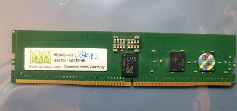 Модуль памяти NEMIX 16GB DDR5-4800 ECC RDIMM 1Rx8 PC5-38400 MR38400-618 Server M