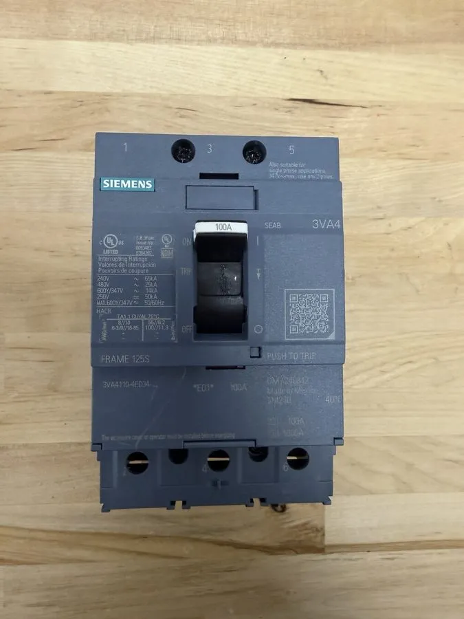 Автоматический выключатель 1-SIEMENS 3VA4110-6ED34-0AA0 3 POLE 100A 3VA4 CIRCUIT