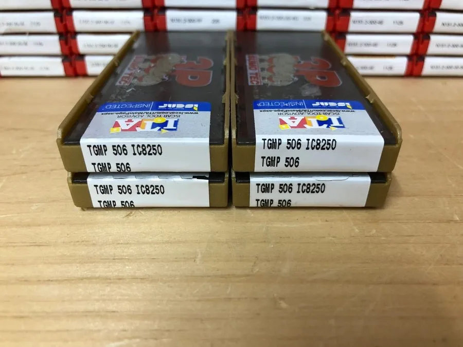 Режущий инструмент GIP 3.00E 0.40 IC8250 ISCAR Insert