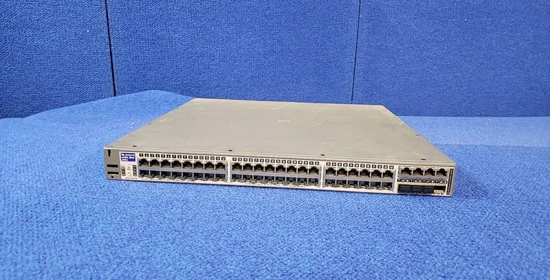 Коммутатор HP ProCurve 48-Port Gigabit Ethernet Switch 2848 J4904A Rackmount — фото лота 1
