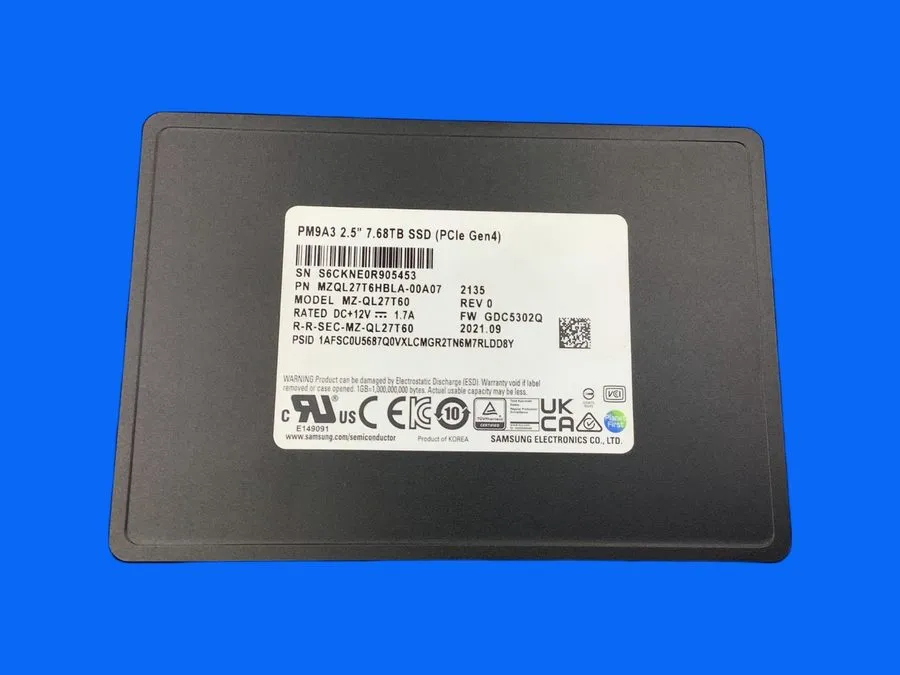 SSD-накопитель MZ-QL27T60 Samsung PM9A3 7.68TB PCIe Gen4 NVMe U.2 2.5'' SSD MZQL