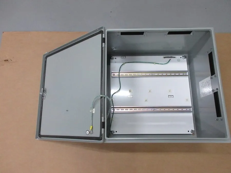 Монтажный шкаф Hoffman Electrical Enclosure BD439 CSD202012 HC