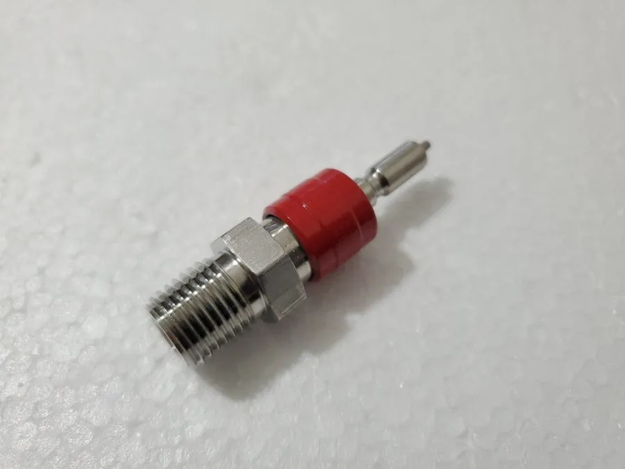 Клапан Swagelok SS-QC4-D-4PM Quick Connect 1/4” Male NPT Stem w/Valve, Stainless