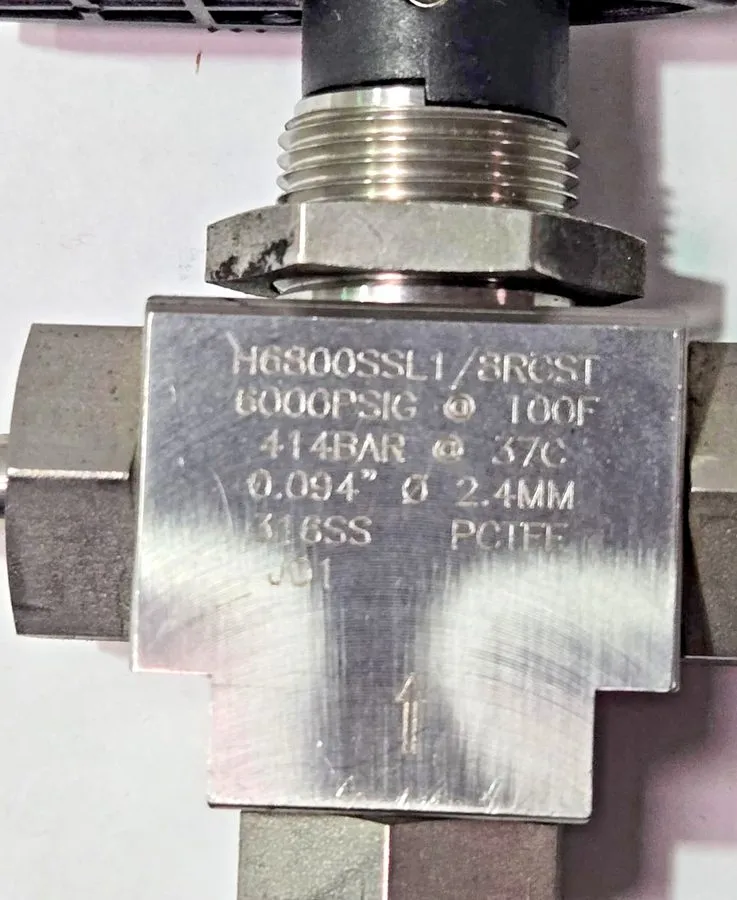 Клапан HAM-LET VALVE H6800SSL1-8RCST SWAGELOK 1/8 TUBE
