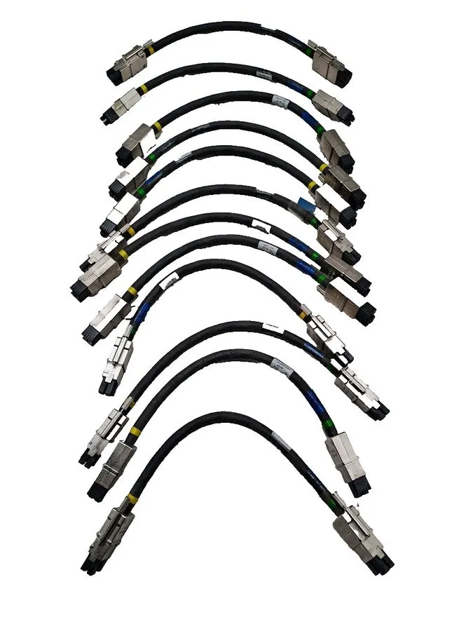 Коммутатор Cisco 37-1122-01 Stack Connection Data Network Interface Cable