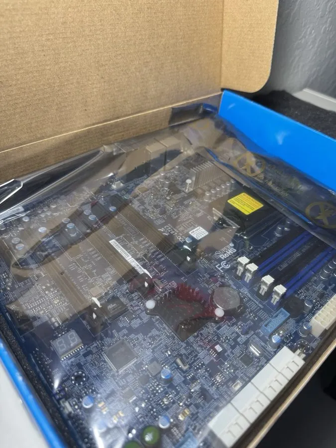 Материнская плата Supermicro C7Z87-OCE LGA 1150 ATX Motherboard Intel Z87 DDR3 — фото лота 1