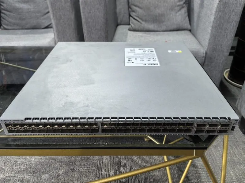 Коммутатор Arista DCS-7050SX-72Q-F 48xSFP+ 6x40GbE QSFP+ switch — фото лота 1