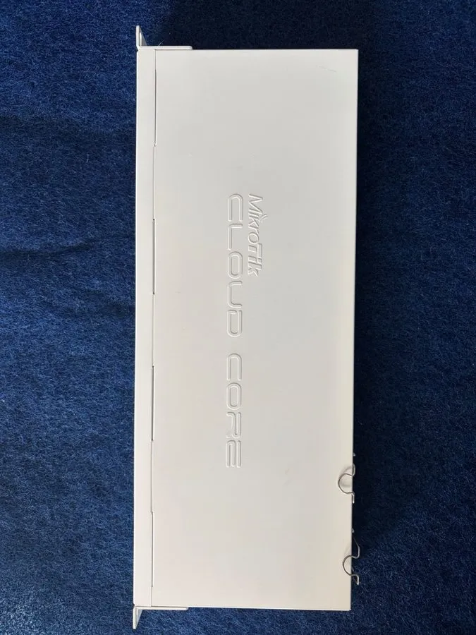 Маршрутизатор MikroTik CCR1009-7G-1C-1S+ router&lhy