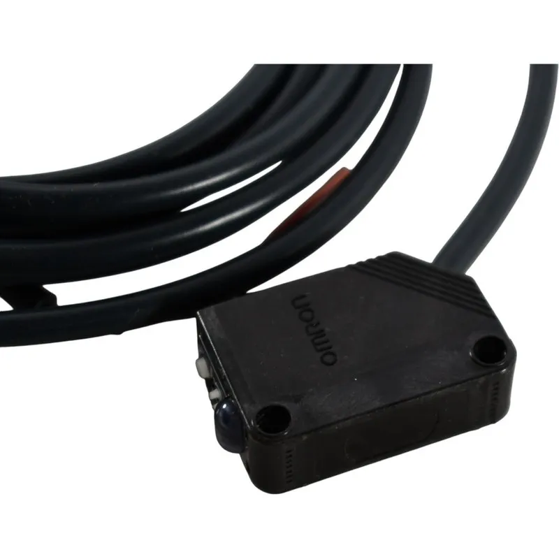 Датчик Omron E3Z-T61-D Sensor 12 To 24 VDC