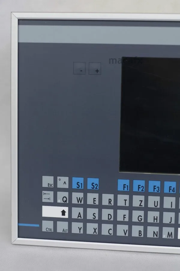 Промышленный компьютер Philips Iqt405 Universal Industrial PC Iqt 405