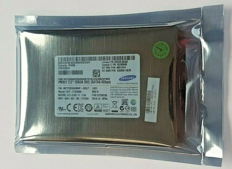 SSD-накопитель Samsung PM851 PM871a MZ-7TE2560 MZ-7LN256A 256GB 2.5" SATA III SS
