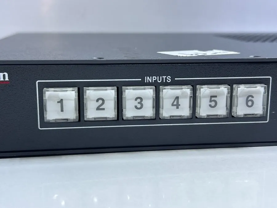 Видеокоммутатор Extron IN1606 Six Input HDCP-Compliant Scaling Presentation Swit