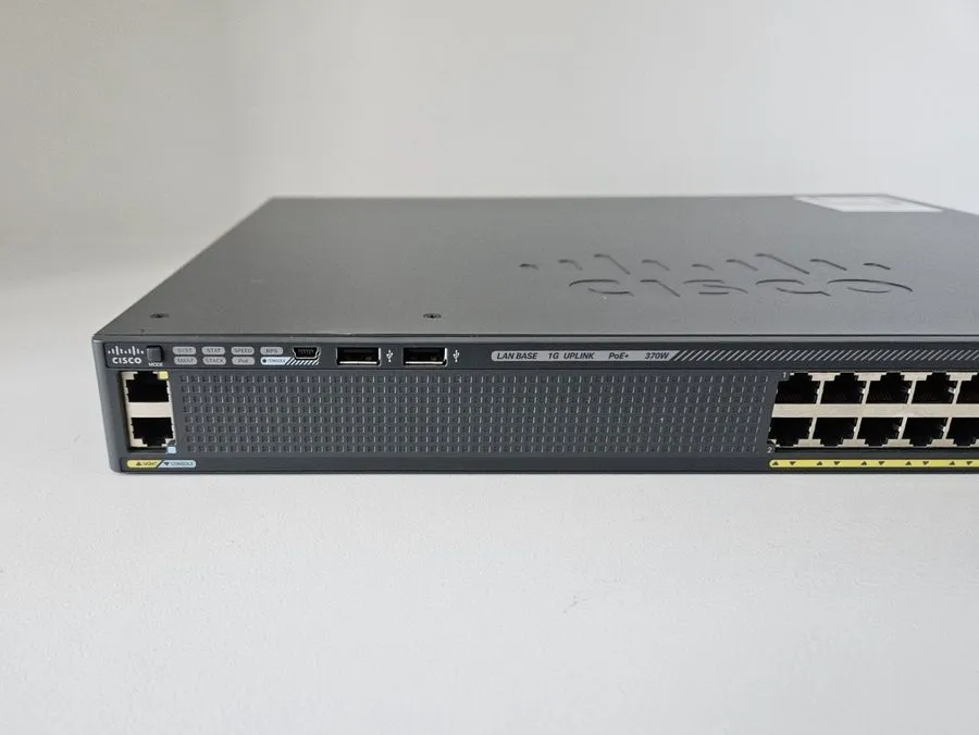 Коммутатор Cisco WS-C2960X-24PS-L 24-Port Gigabit PoE+ 370W Managed Switch