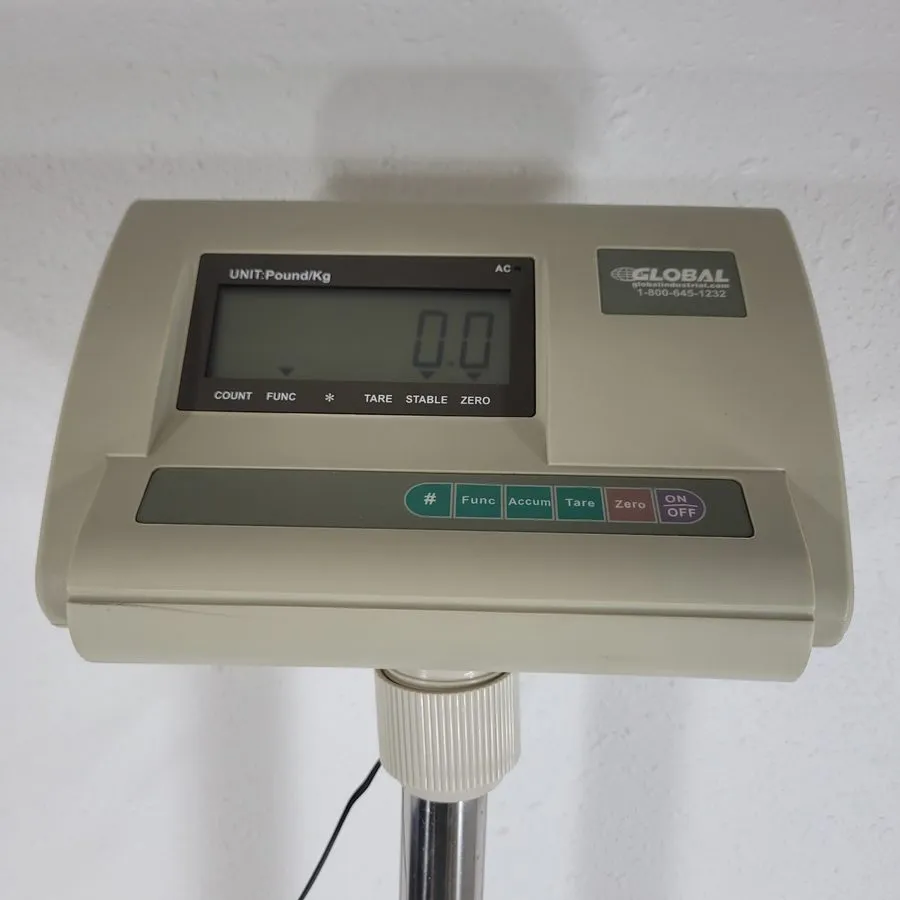 Весы Global Industrial 650lb/300kg Digital Platform Floor Scale Battery — фото лота 1