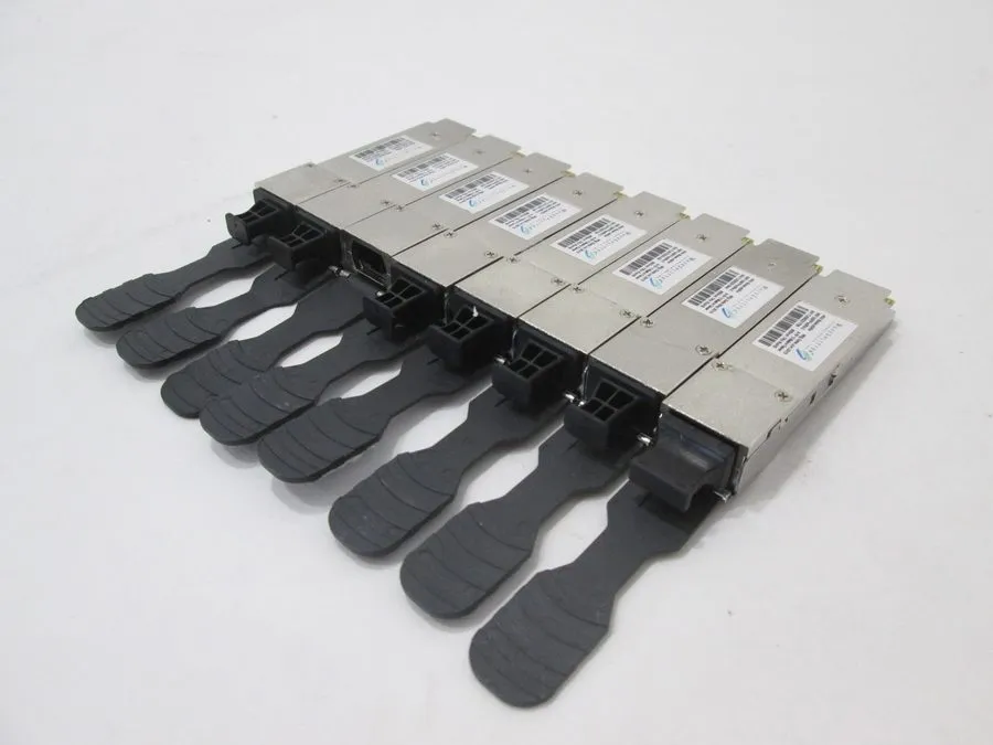 Трансивер Wavesplitter WST-QSFP+ESR4-C 40G Base QSFP+ 850nm Optical Transceiver