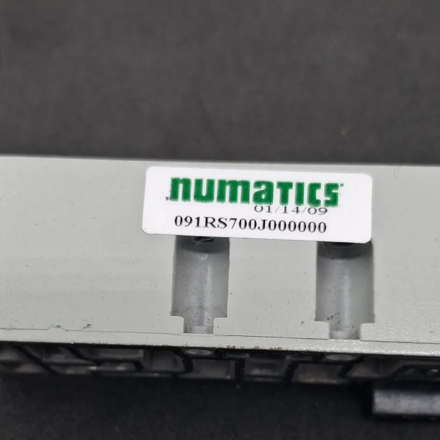 Трубопроводная арматура NUMATICS PNEUMATIC 091RS700J000000 PRESSURE REGULATOR — фото лота 1