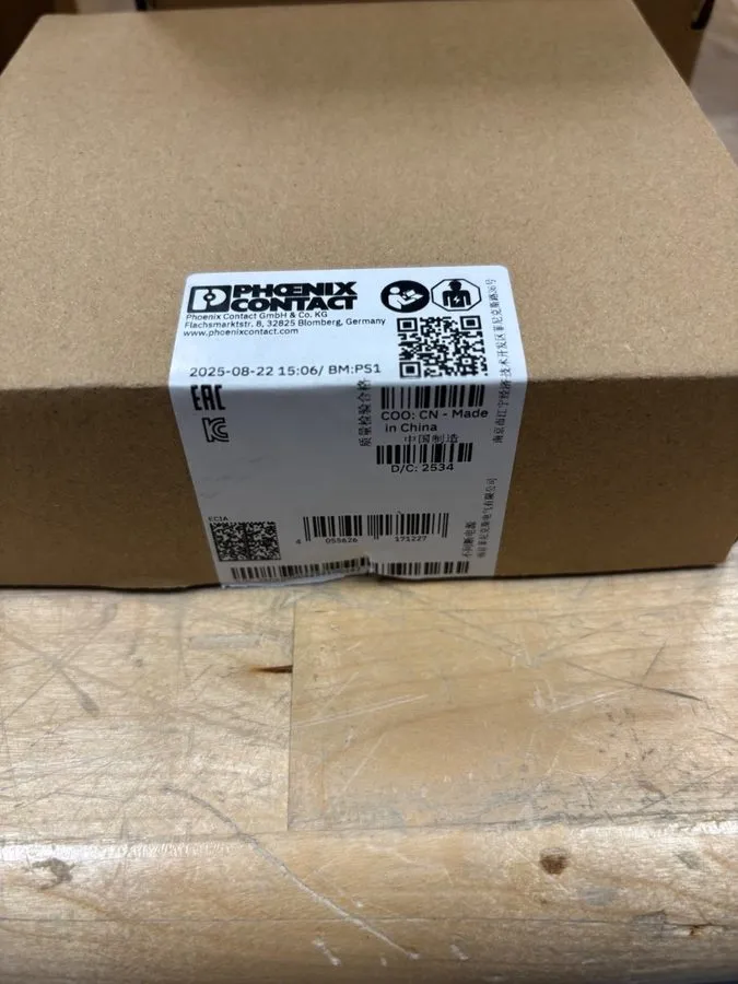 Блок питания PHOENIX CONTACT 2906990 QUINT4-UPS/24DC/24DC/5 DIN Rail Power Suppl — фото лота 2