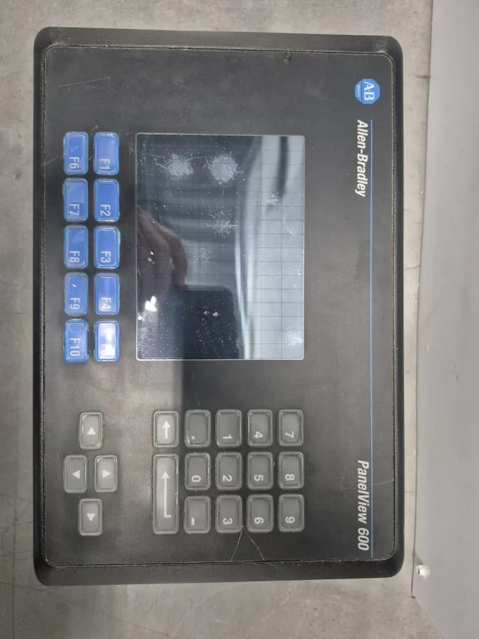 Панель оператора ALLEN-BRADLEY 2711-B6C2 SER. B Rev K PANELVIEW 600 FRN.4.21