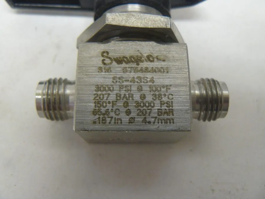 Клапан Swagelok SS-43S4 316 Stainless Steel Ball Valve 1/4"
