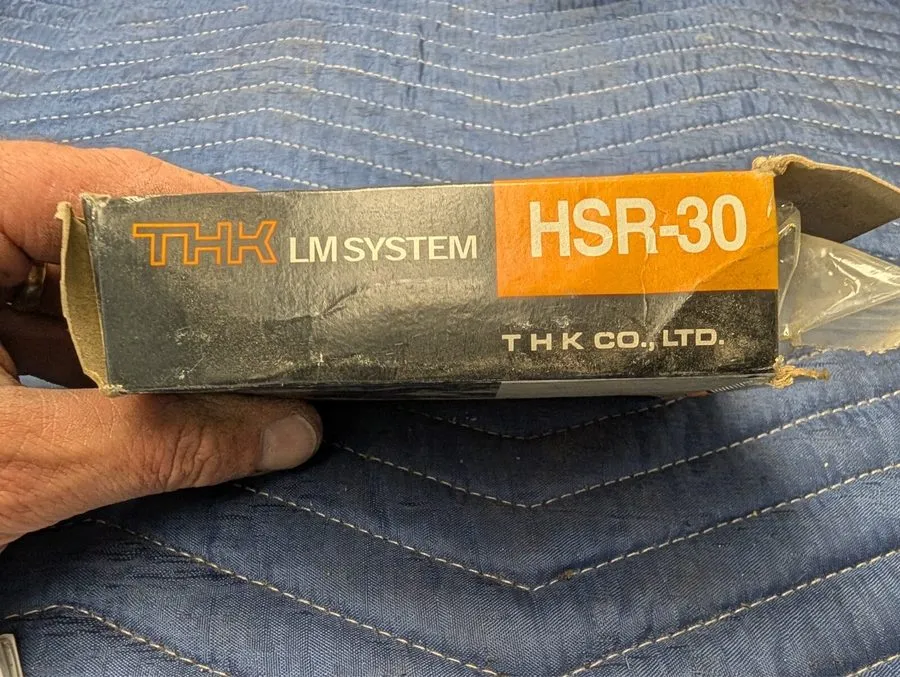 Линейная направляющая HSR30B1SS