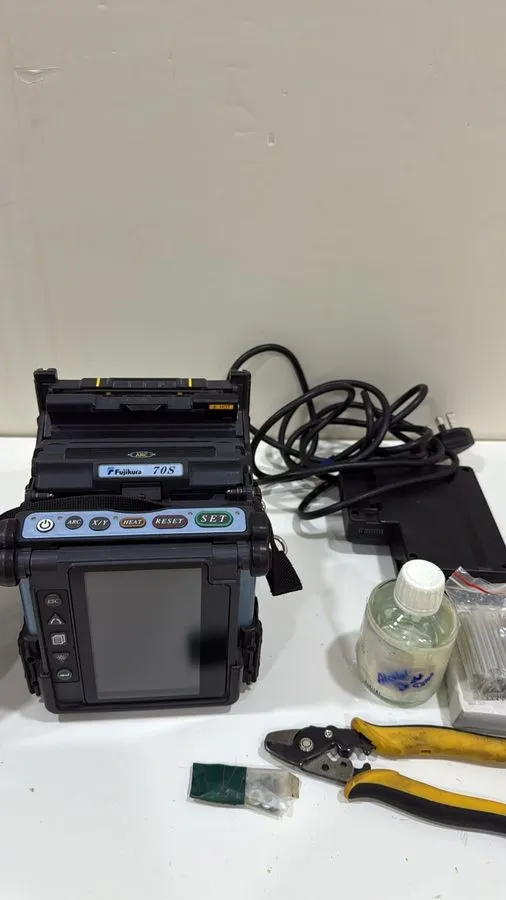Сварочный аппарат fujikura 70s FSM-70s Core Alignment Fusion Splicer