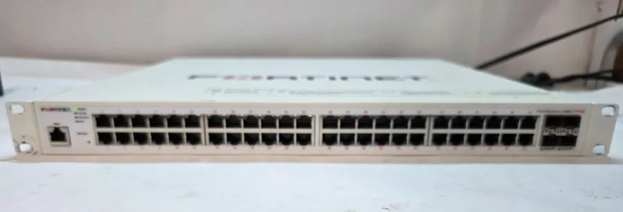 Коммутатор Fortinet FS-248E-FPOE FortiSwitch 48-Port PoE Gigabit Switch