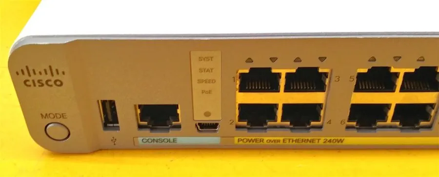 Коммутатор CISCO WS-C3560CX- -S 12-Port 3 Layer Switch PoE 240W SKU 25564